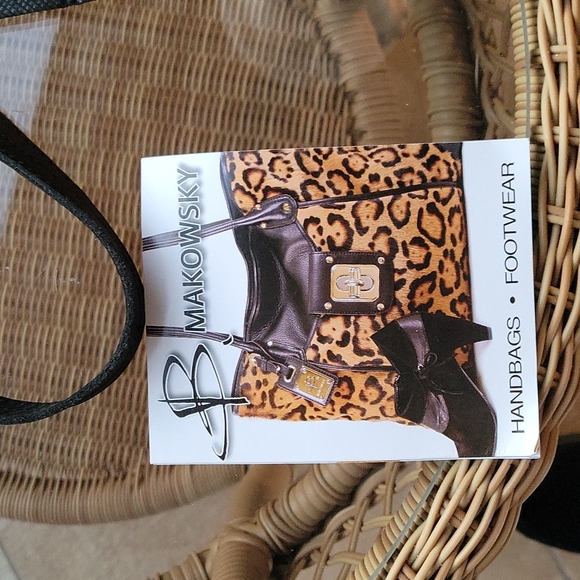 B.Makowsky black leather with silver studs shoulder bag - Picture 15 of 16